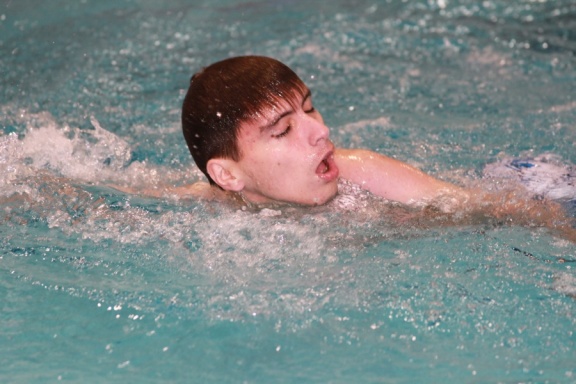 8 18 12 Swim015